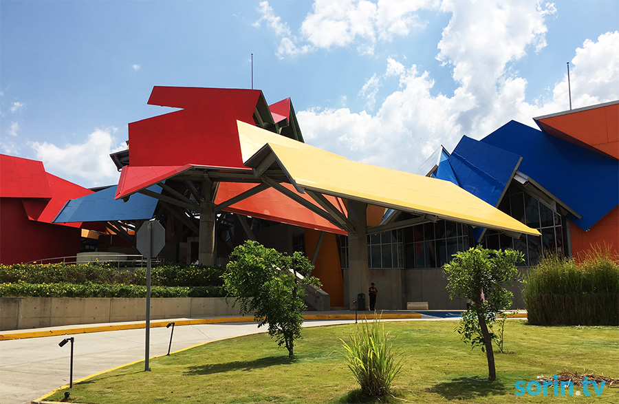 Biomuseo Panama colorful museum