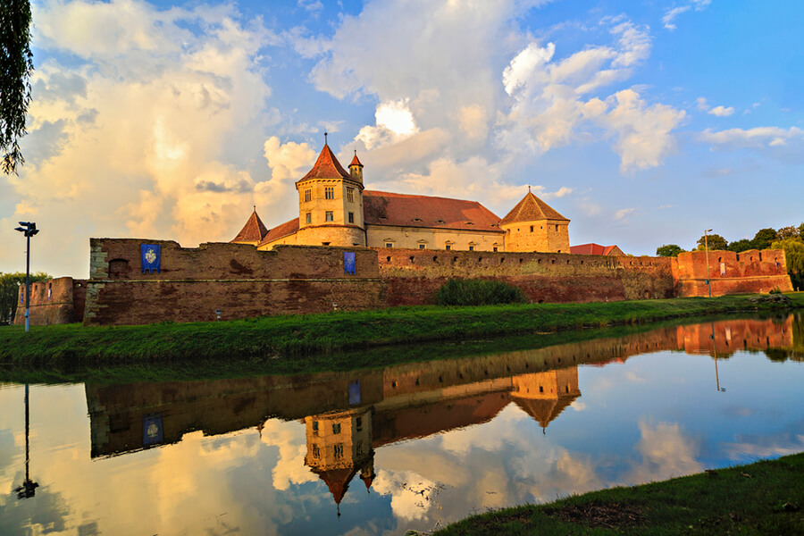 Cetatea Fagaras Brasov Romania