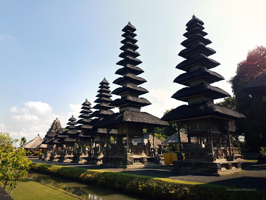 royal family temple indonesia