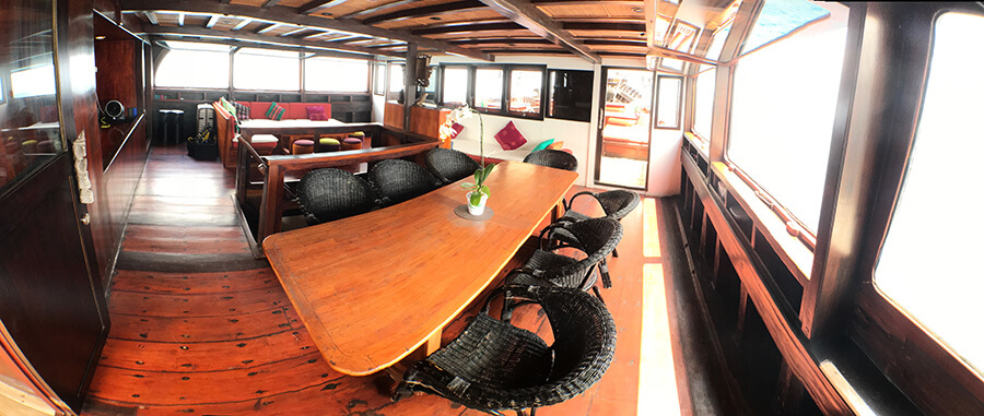 interior deck ship