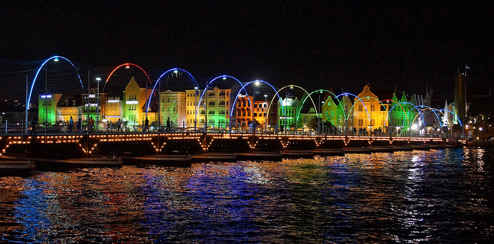 curacao bridge